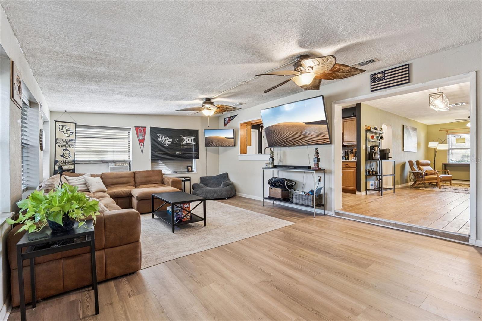 LAKE SEARCY SHORES - Residential