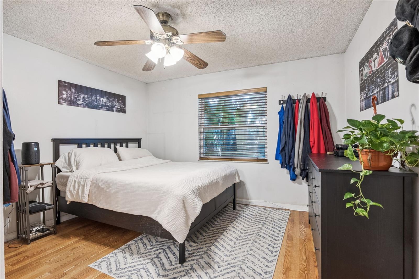 LAKE SEARCY SHORES - Residential