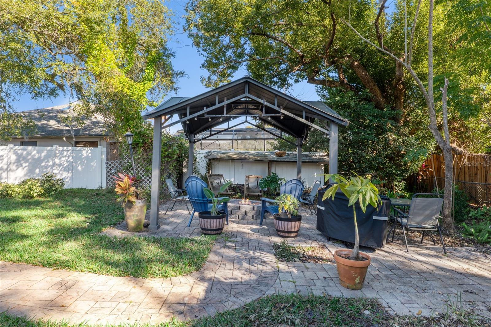 LAKE SEARCY SHORES - Residential