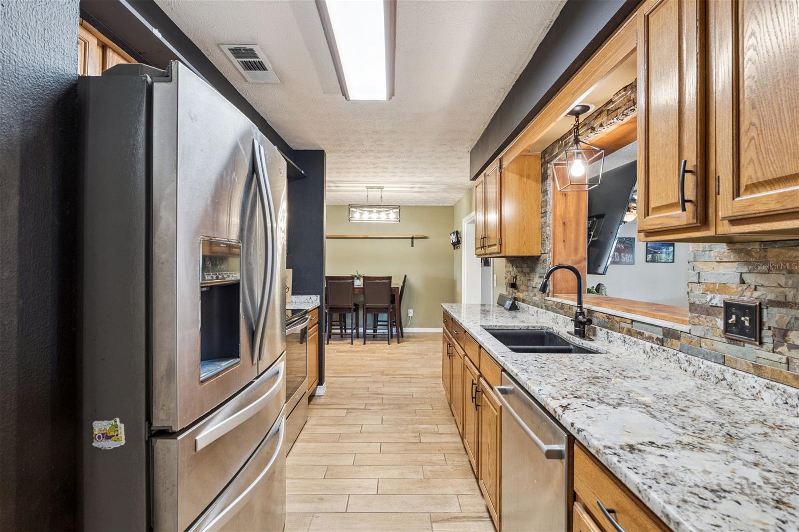 LAKE SEARCY SHORES - Residential