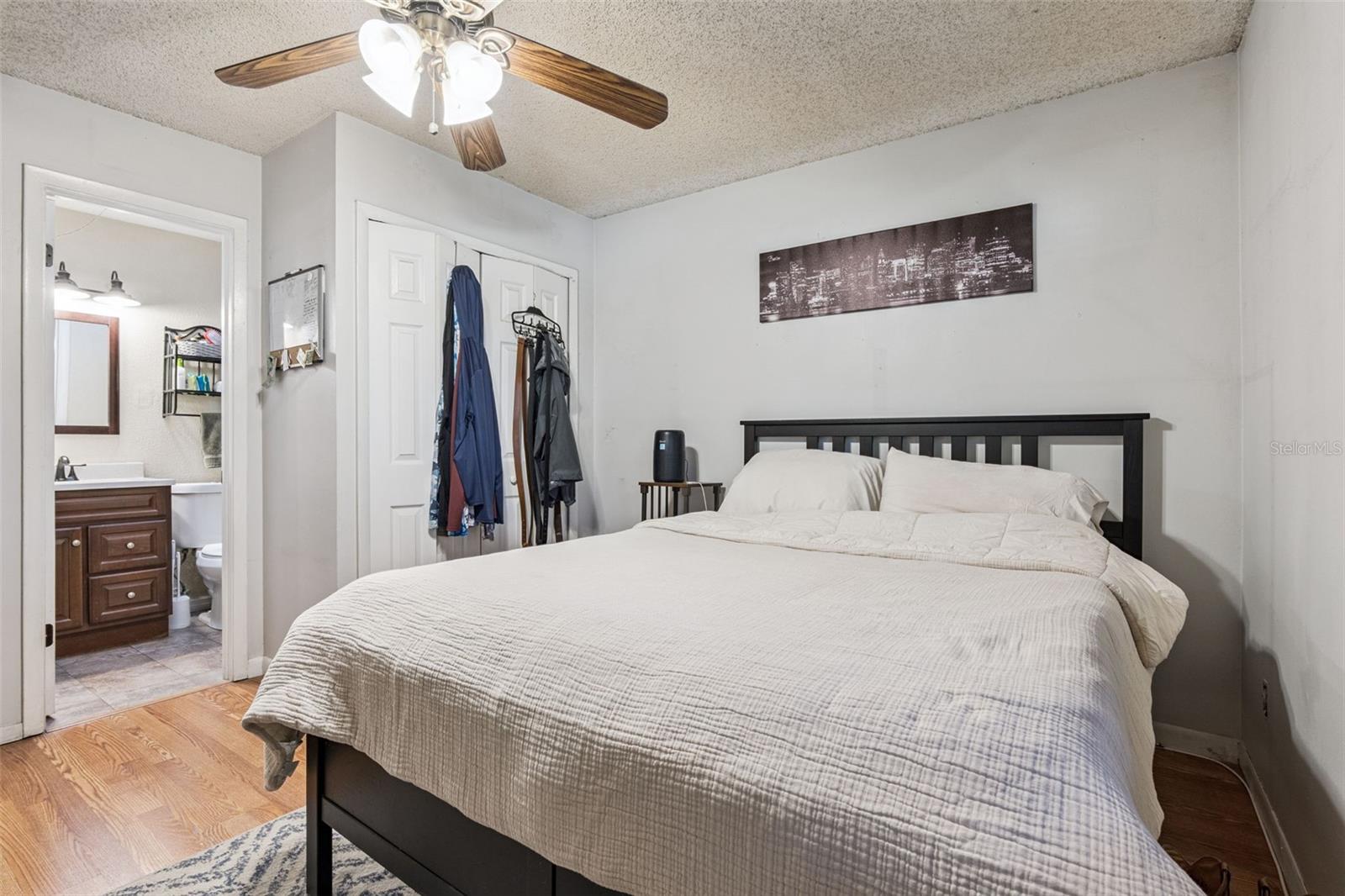 LAKE SEARCY SHORES - Residential