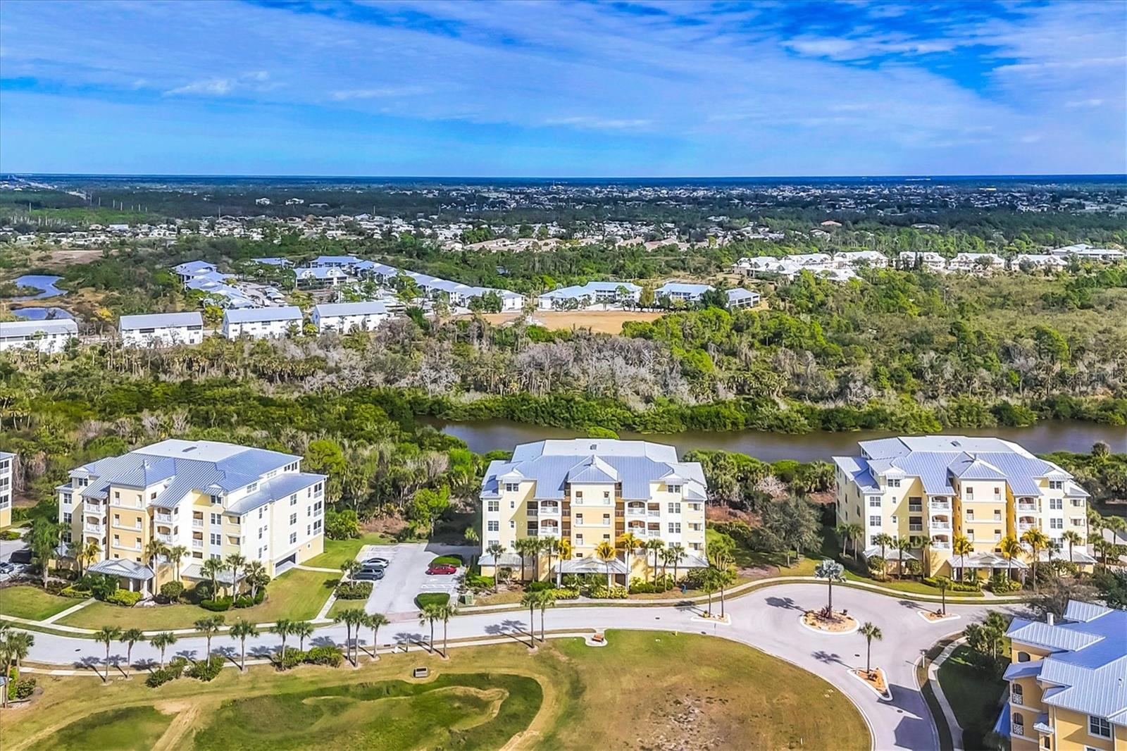 HAMMOCKS PRESERVE PH 01 - Residential