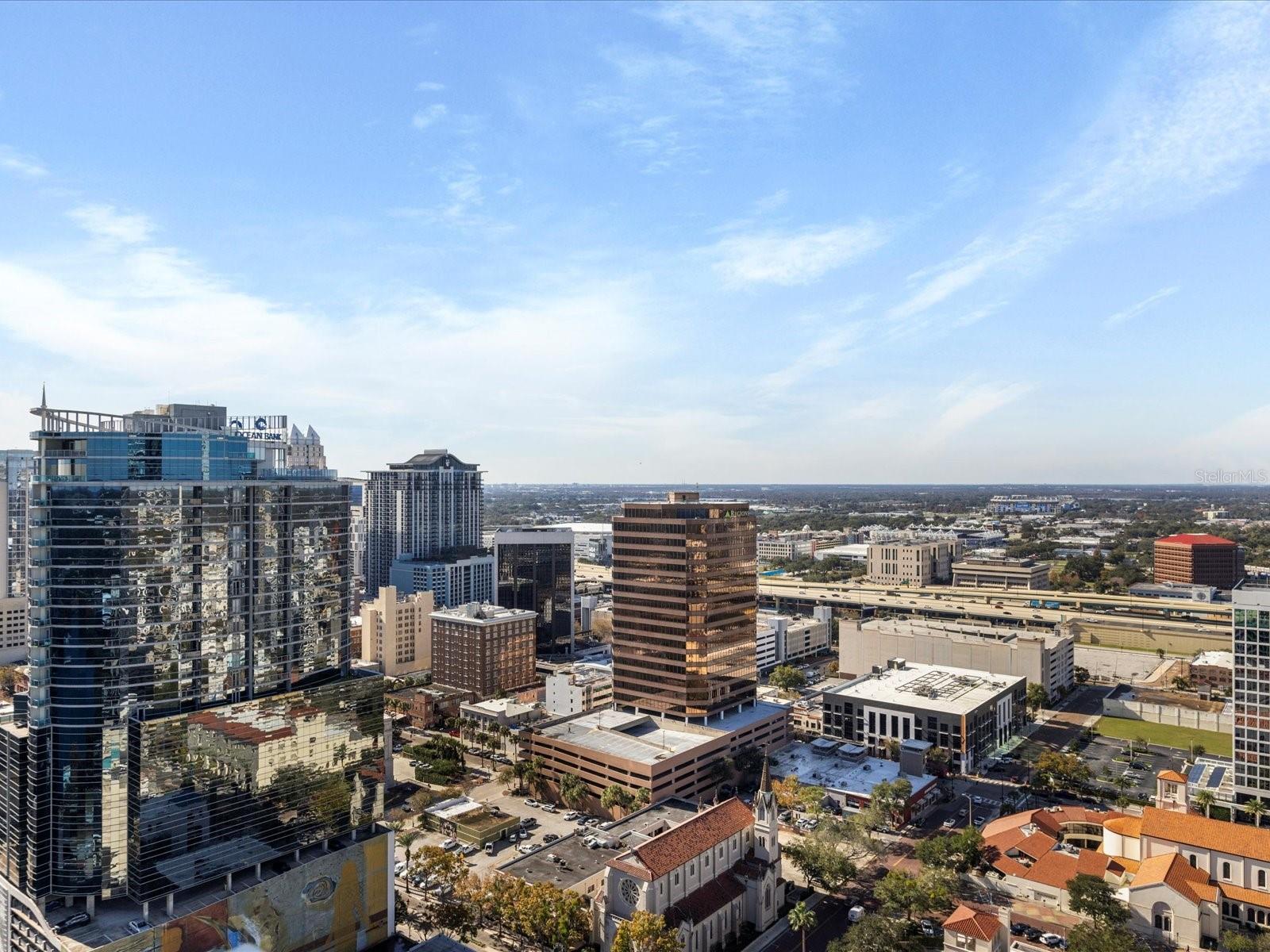 VUE/LK EOLA - Residential Lease