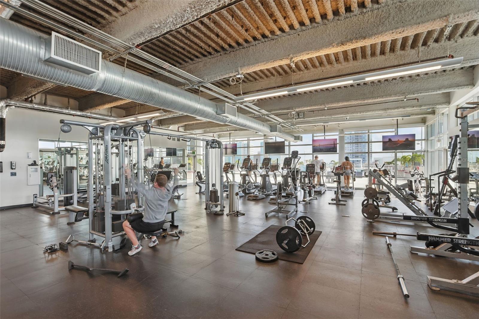 VUE/LK EOLA - Residential Lease