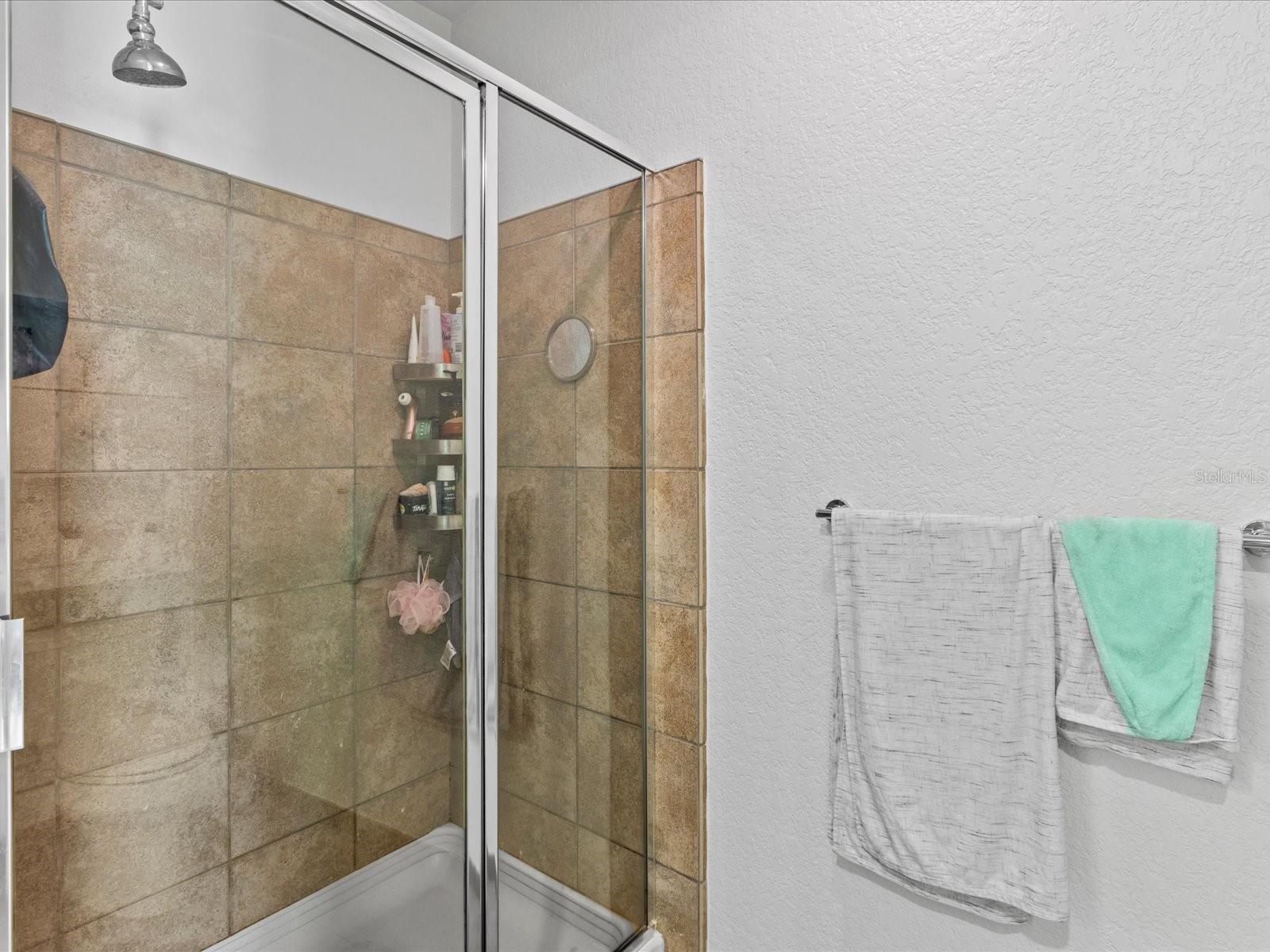 VUE/LK EOLA - Residential Lease