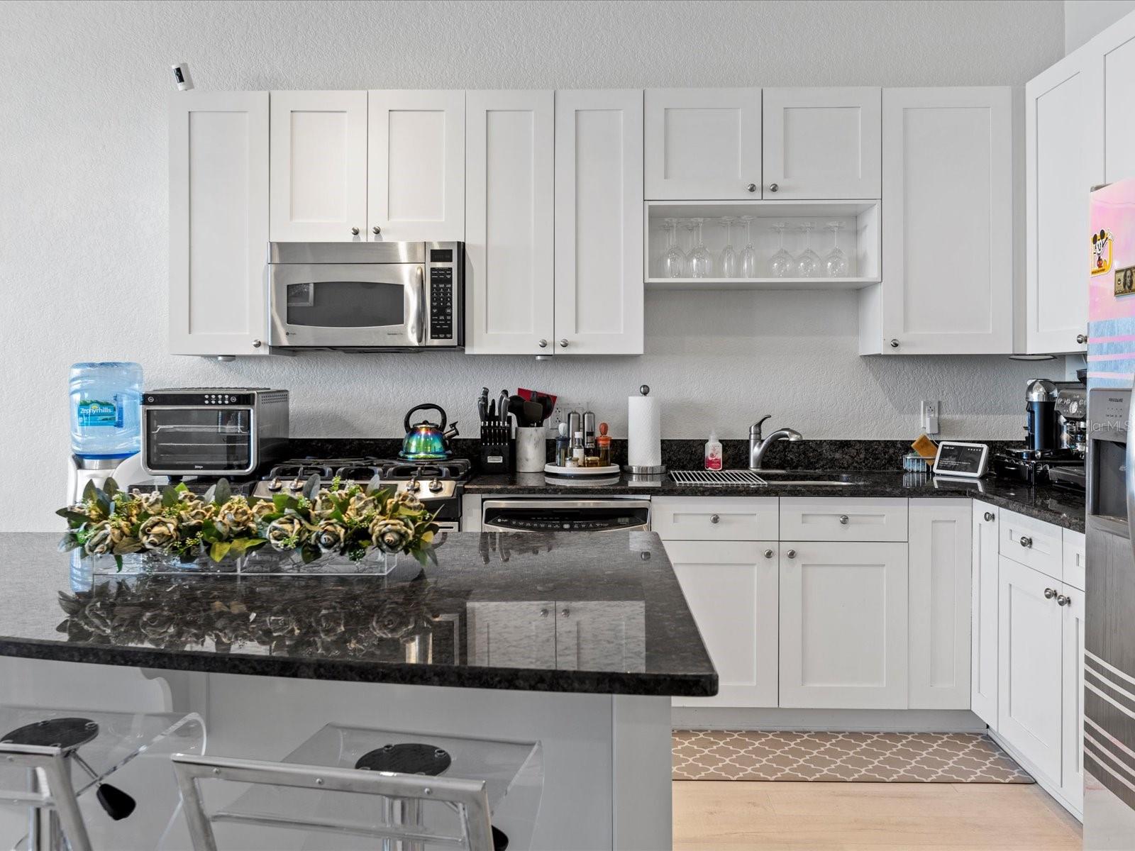 VUE/LK EOLA - Residential Lease