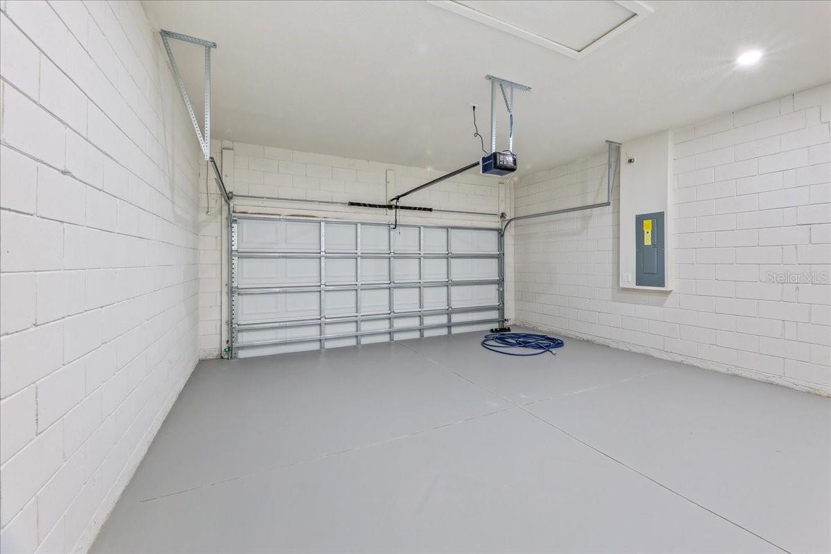 CITRUS SPGS UNIT 27 - Residential