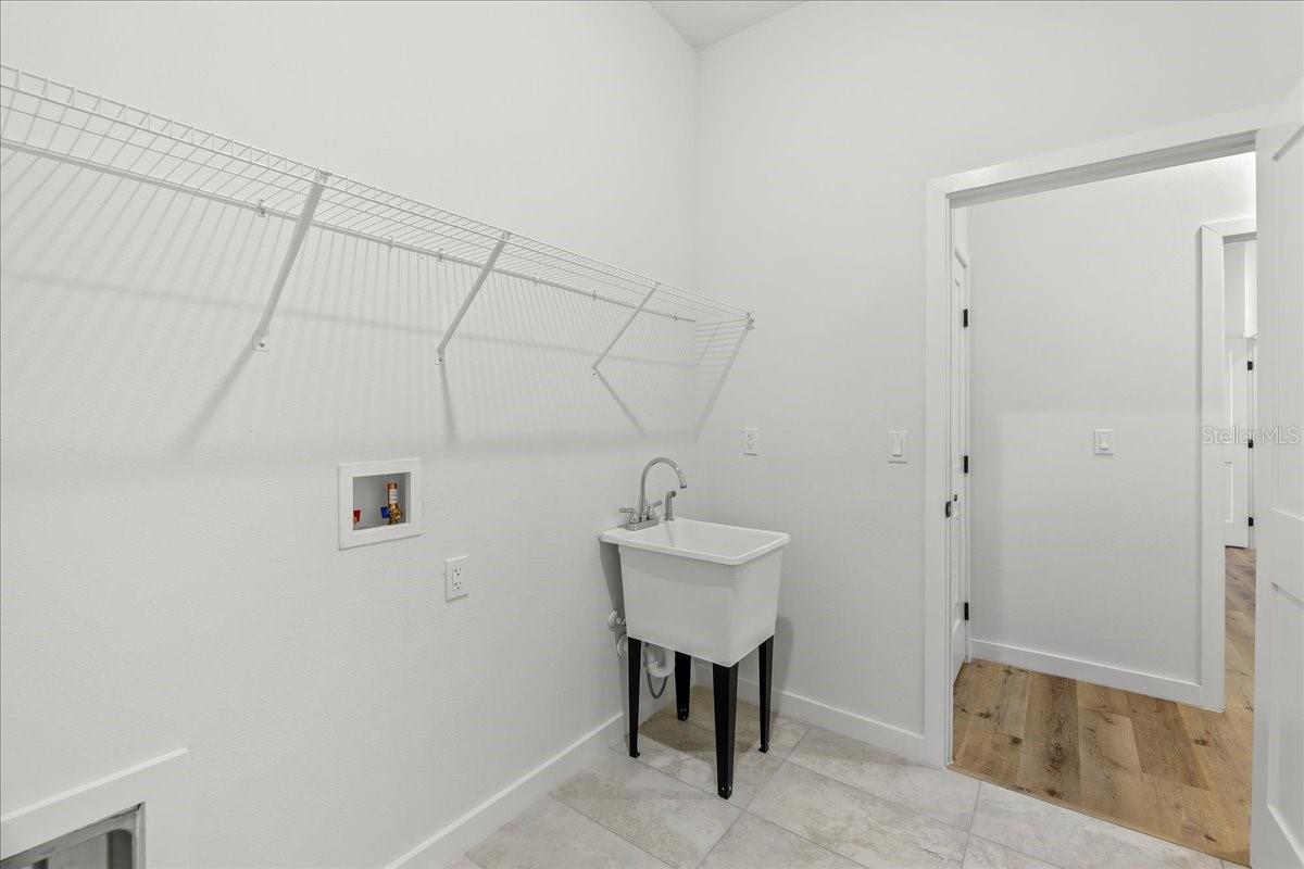 CITRUS SPGS UNIT 27 - Residential