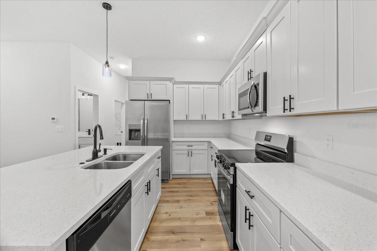 CITRUS SPGS UNIT 27 - Residential