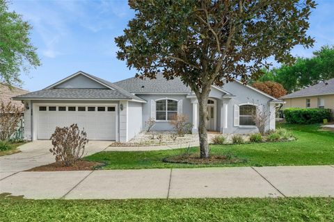 Photo of 827 Princeton Drive, Clermont, FL 34711 (MLS # O6389742)