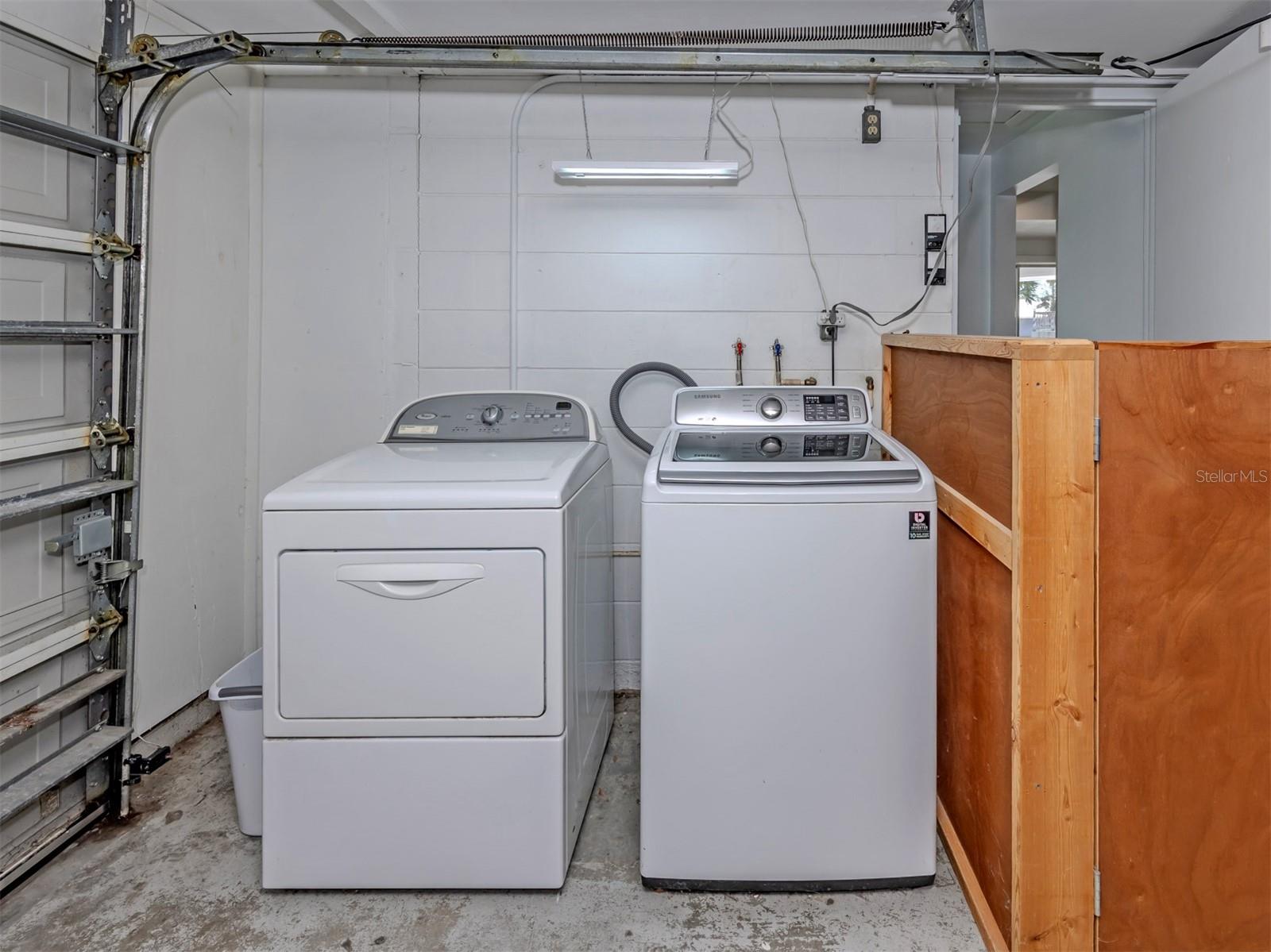 SORRENTO SHORES - Residential