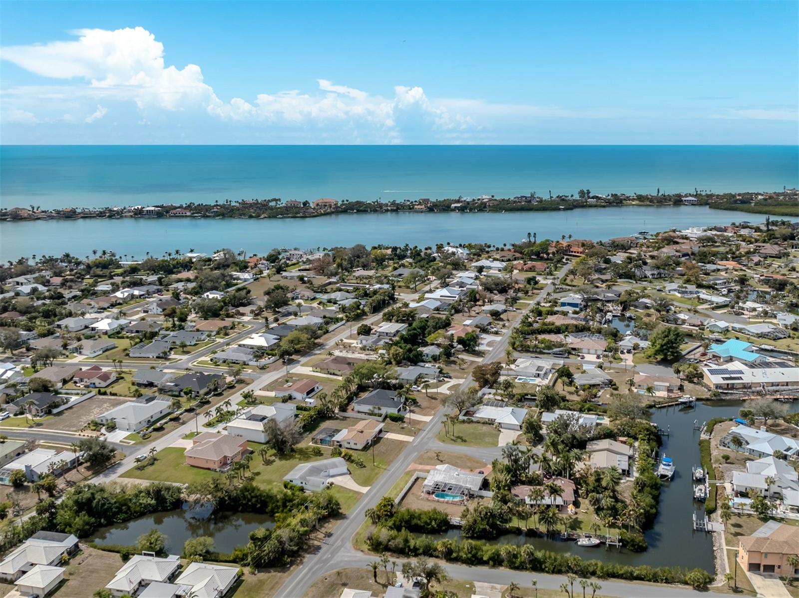 SORRENTO SHORES - Residential