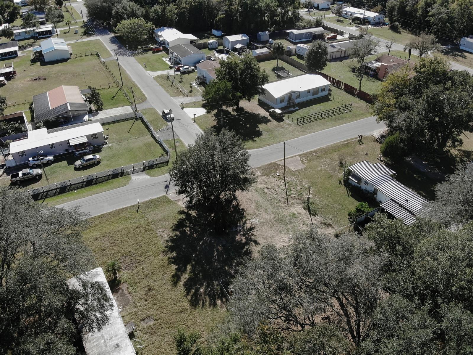 LITTLE LAKE WEIR - Land