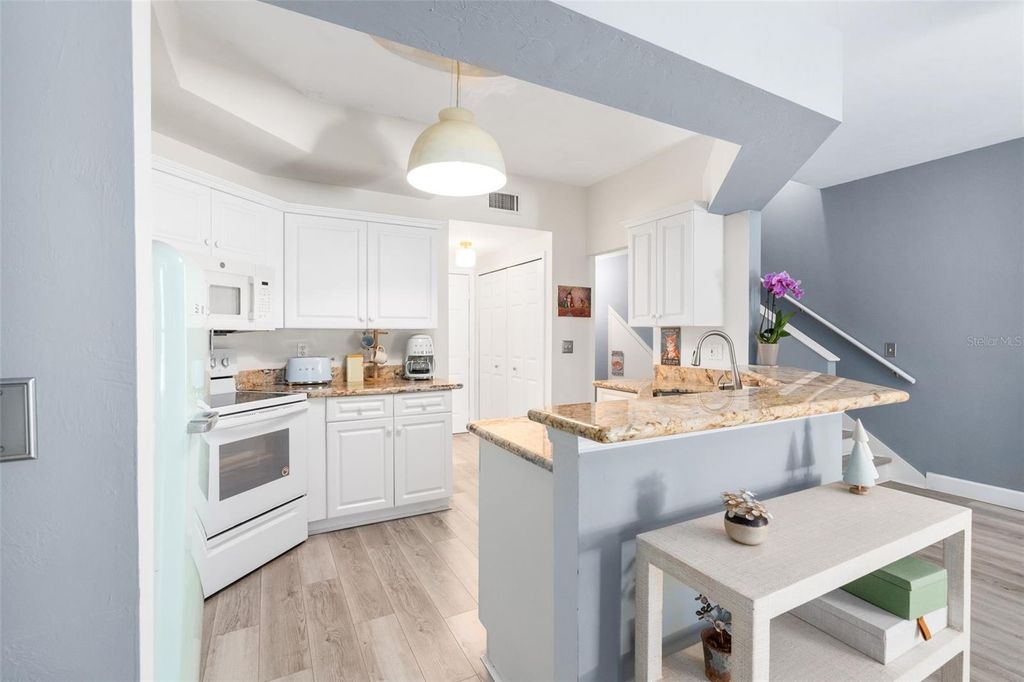 Photo of 4942 NW 1st Place, Gainesville, FL 32607 (MLS # GC537092)