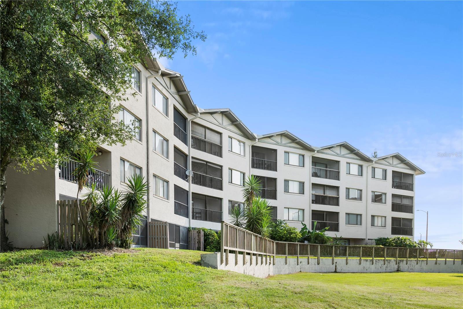 LAKE LOTUS CLUB 5 A CONDO REP - Residential