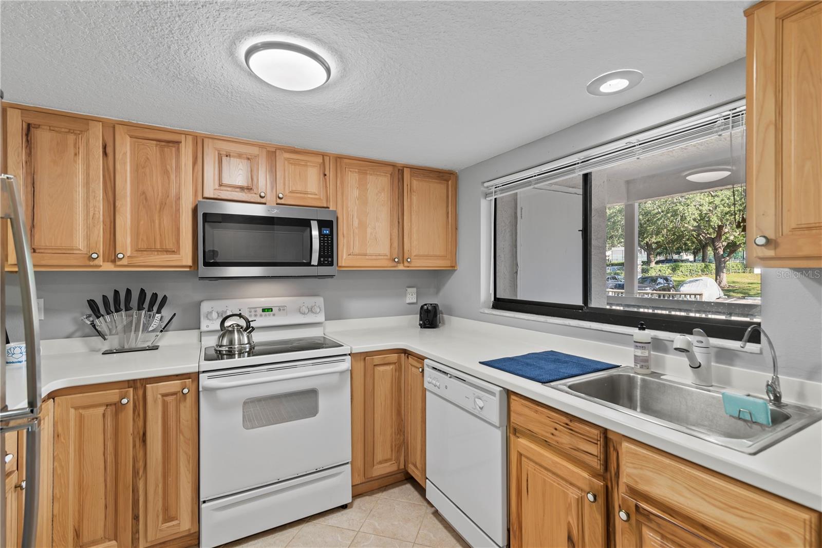 LAKE LOTUS CLUB 5 A CONDO REP - Residential