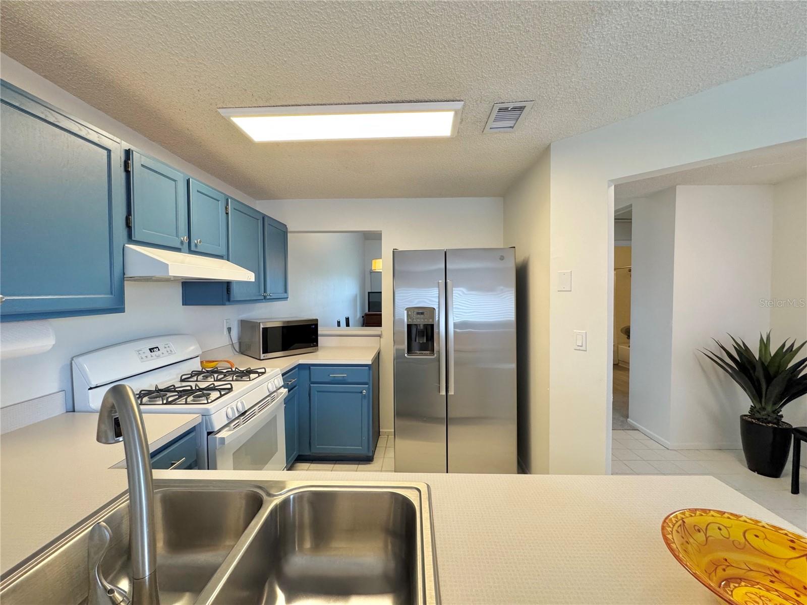 WINTERSET 03 A CONDO PH 01 - Residential Lease