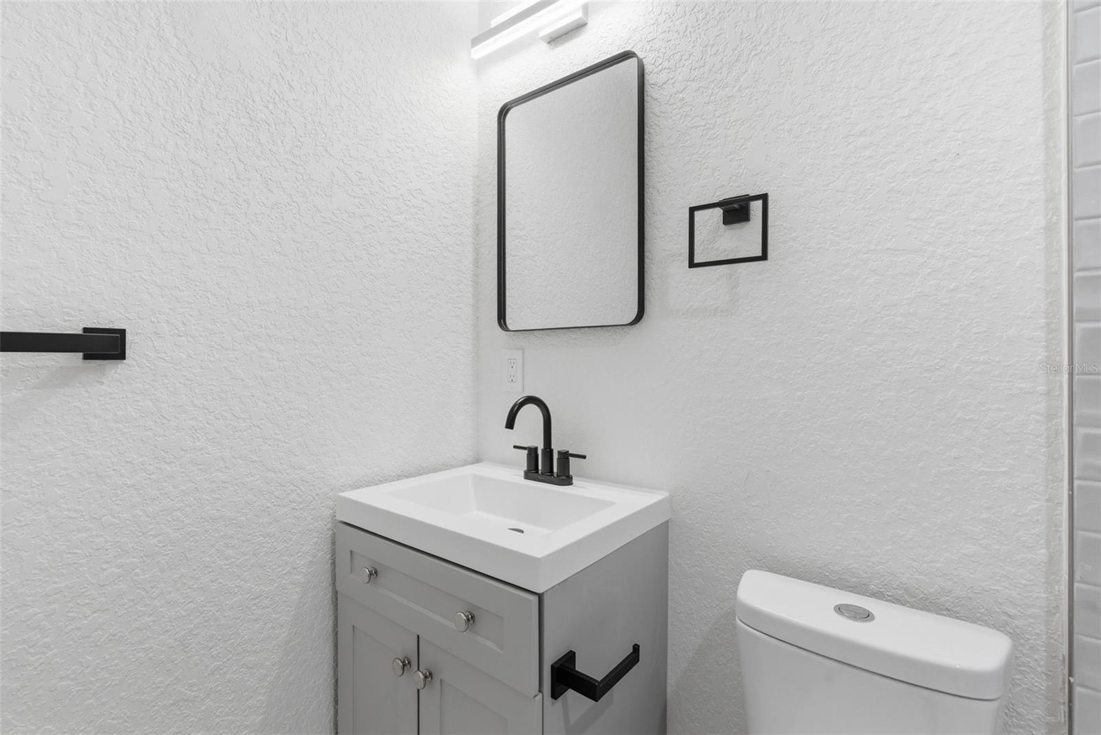 MADEIRA SHORES SUB - Residential Lease