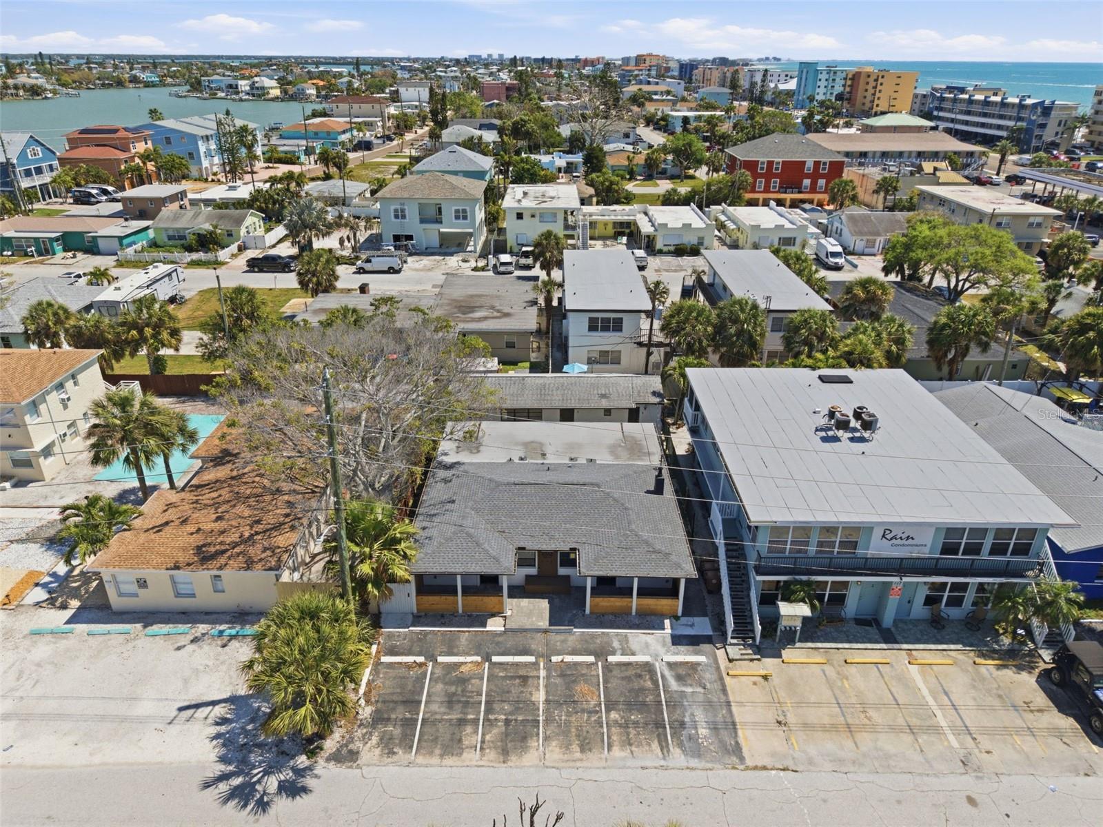 MADEIRA SHORES SUB - Residential Lease