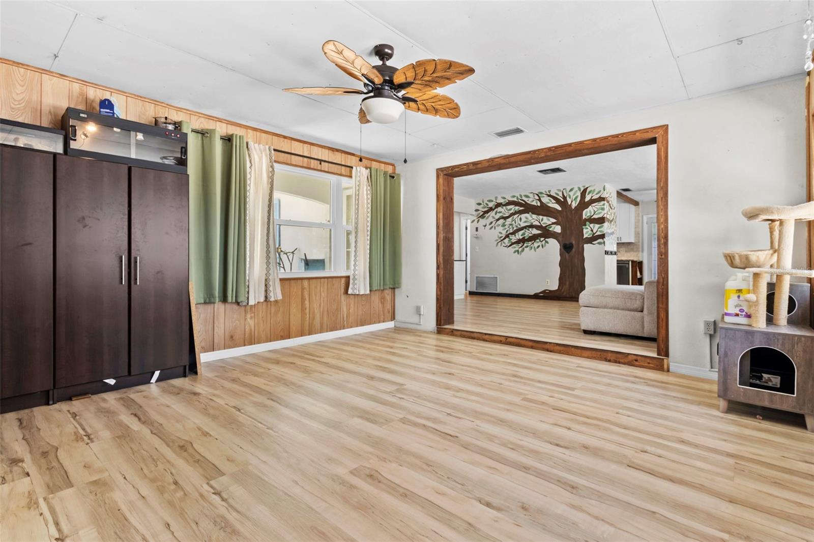 SPRING HILL - Residential