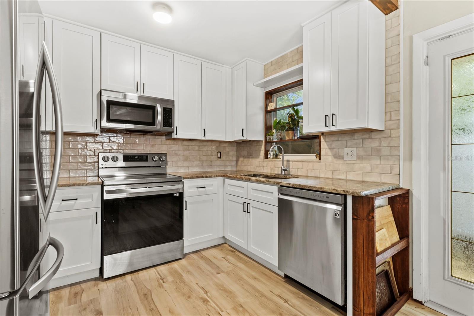 SPRING HILL - Residential