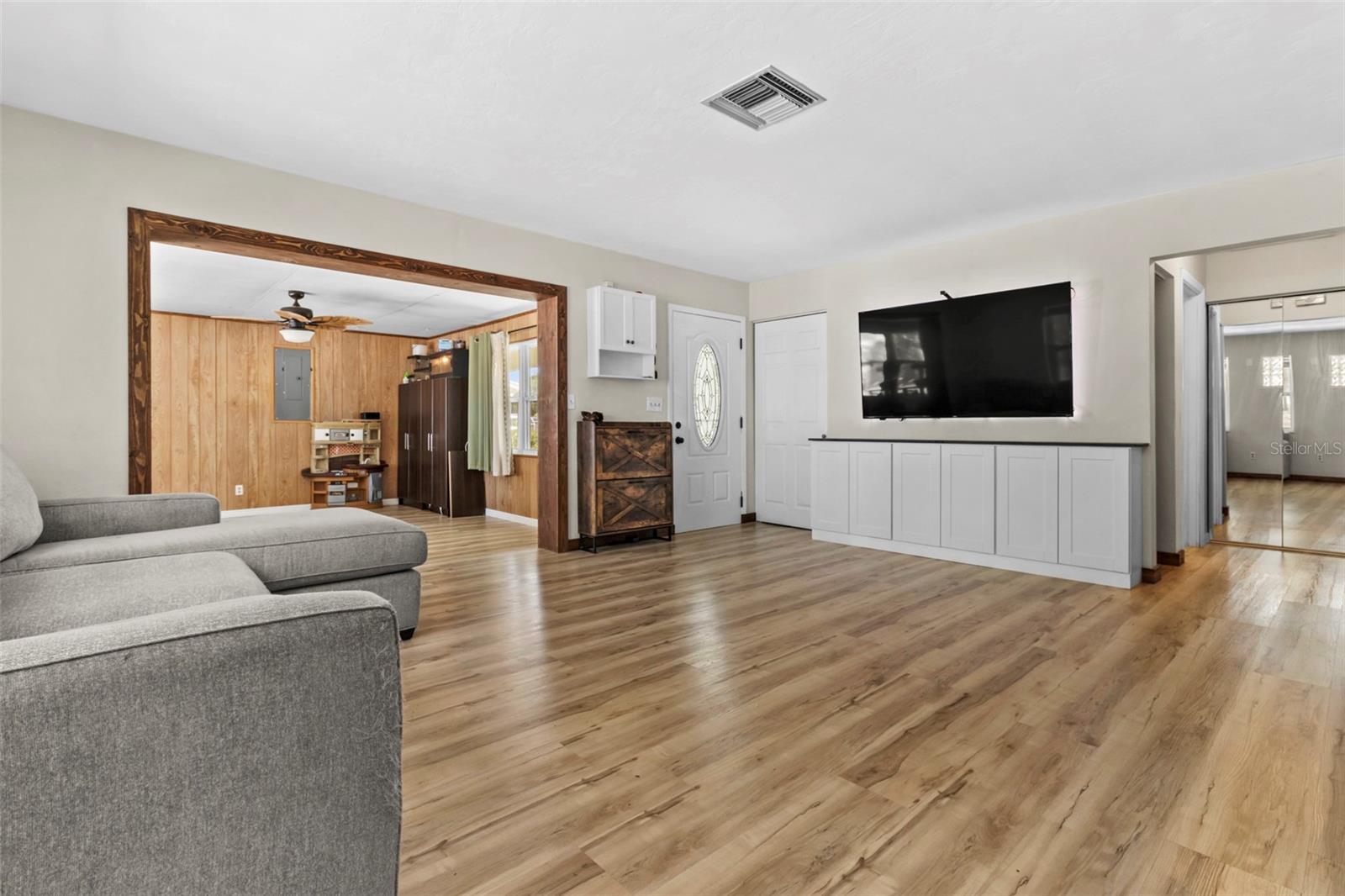 SPRING HILL - Residential