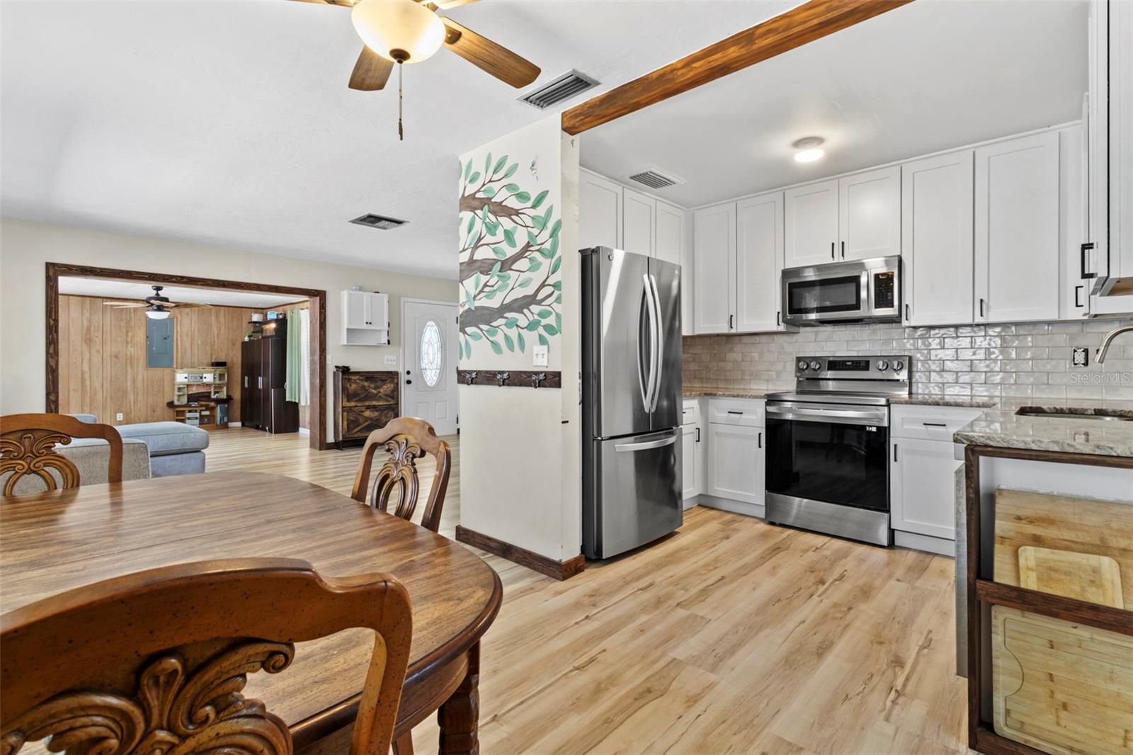 SPRING HILL - Residential