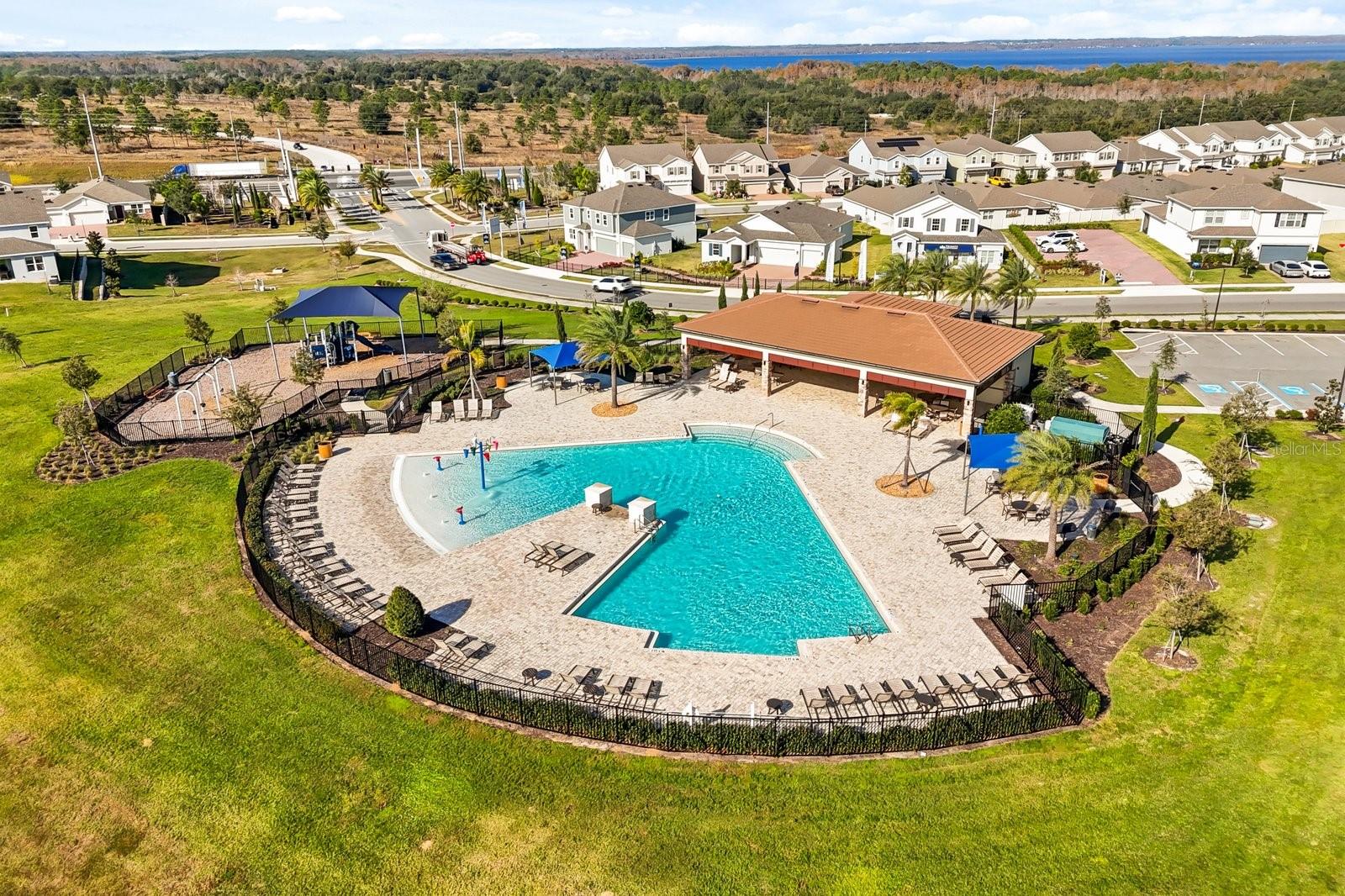 RIDGEVIEW PH 3 - Residential