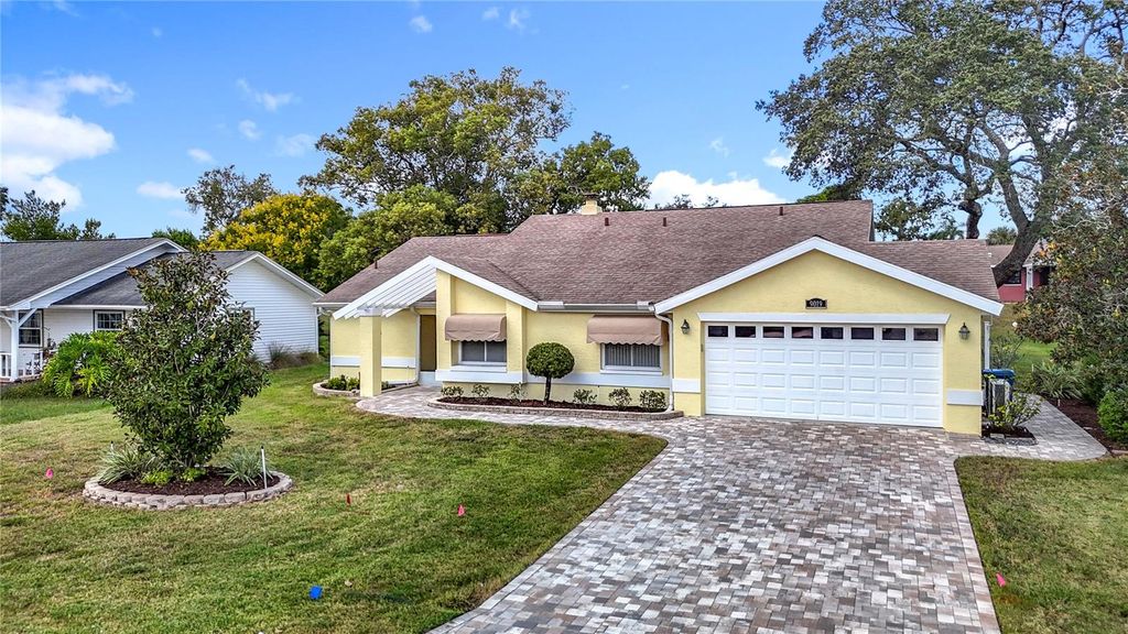 Photo of 9019 Bonnet Way, Weeki Wachee, FL 34613 (MLS # W7879792)