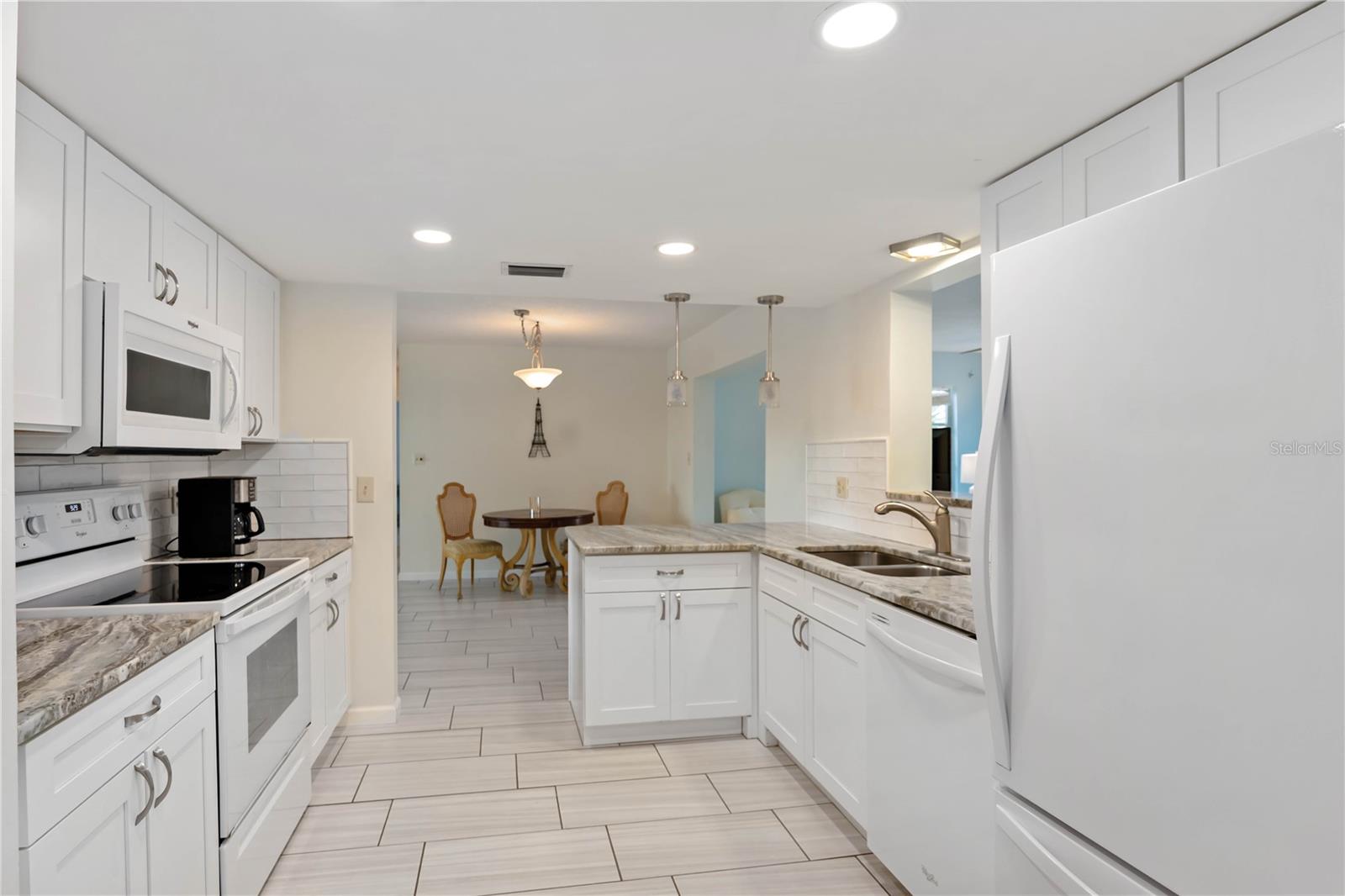 VENICE EAST SEC 1 - Residential