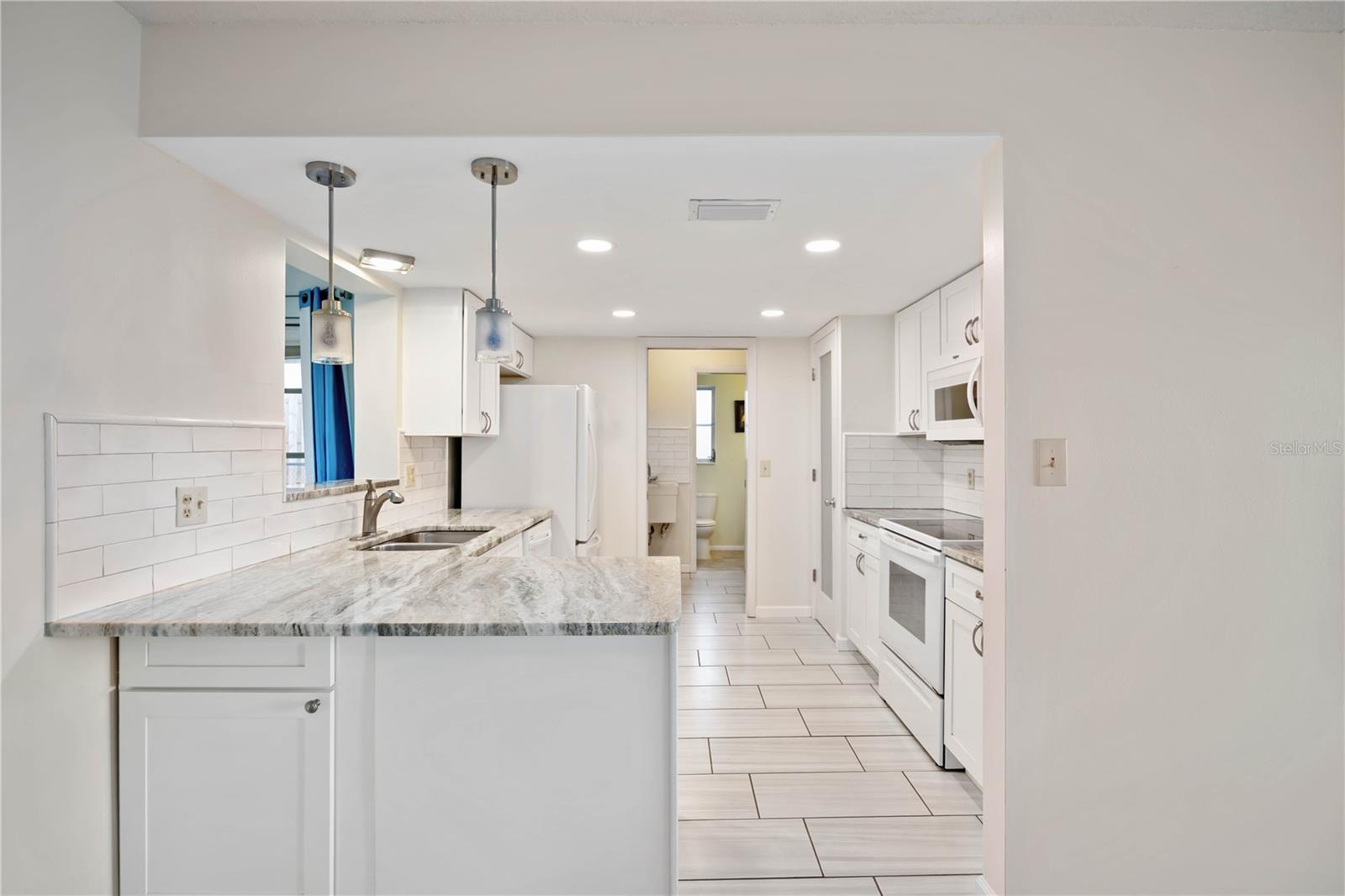 VENICE EAST SEC 1 - Residential