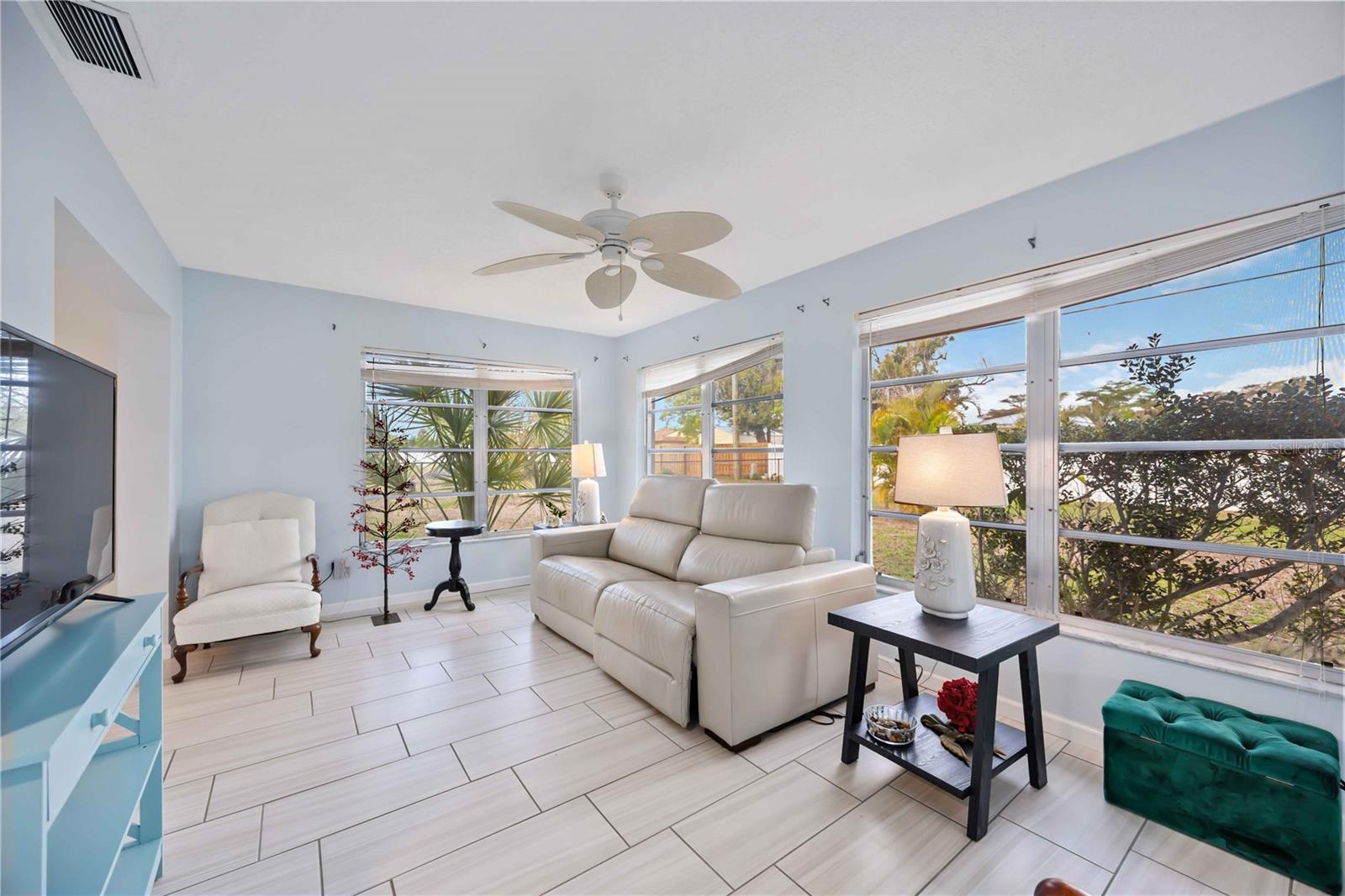 VENICE EAST SEC 1 - Residential