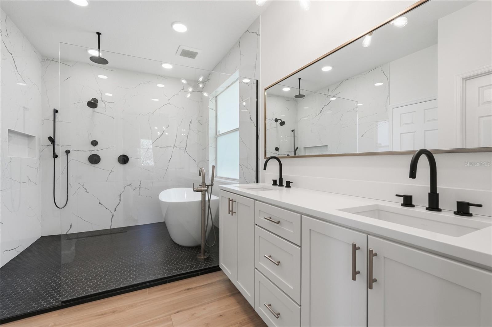 WESTFIELD LAKES - Residential