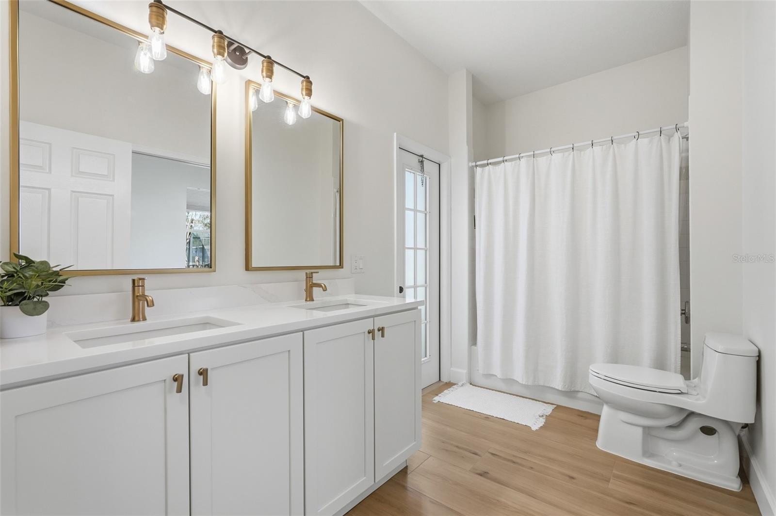 WESTFIELD LAKES - Residential