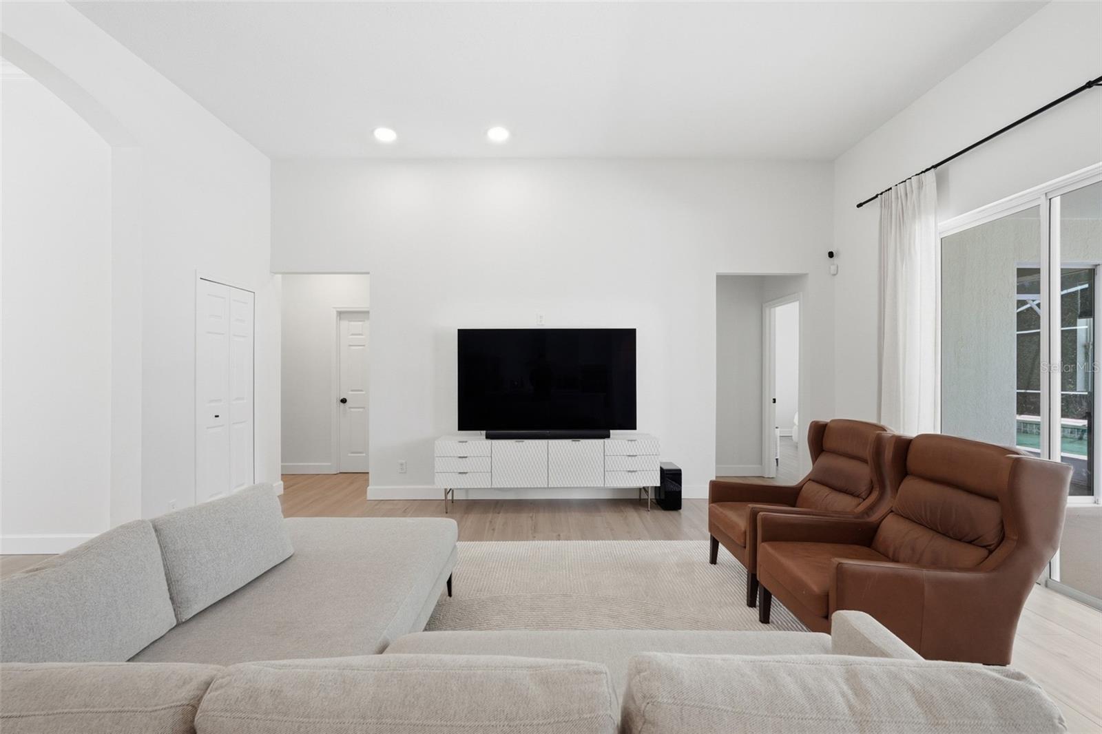 WESTFIELD LAKES - Residential