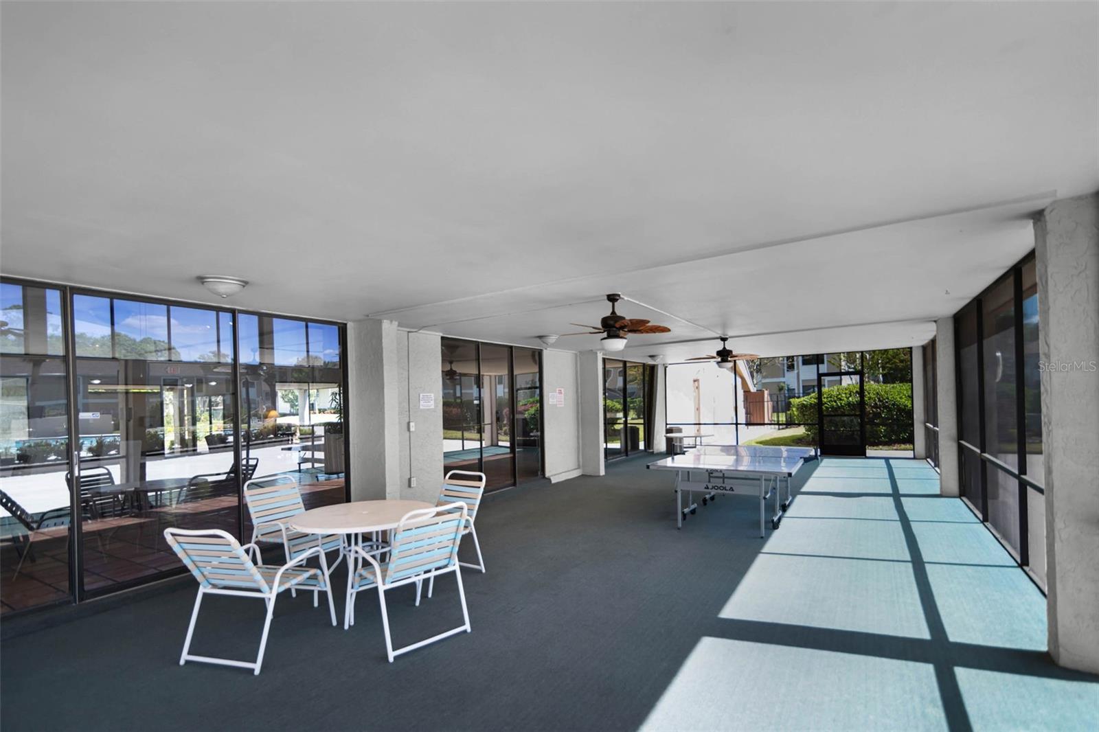 CENTRE COURT CONDO 02 PH 03 - Residential