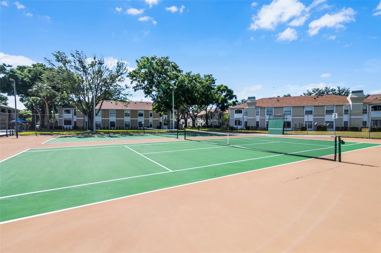 CENTRE COURT CONDO 02 PH 03 - Residential