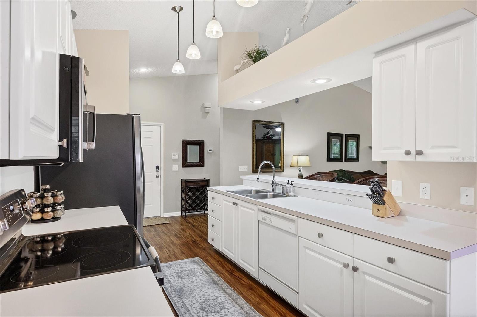 PINEHURST VILLAGE SEC 2 PH B - Residential