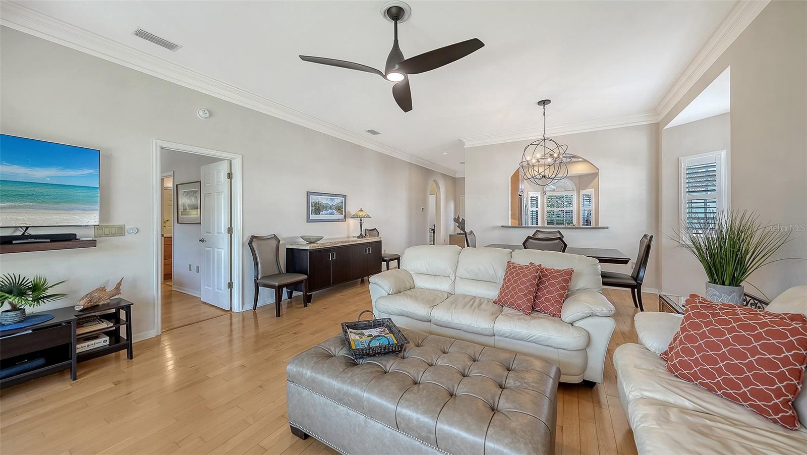 THE MEADOWS - Residential