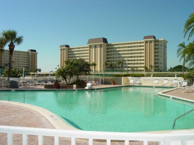 CONTINENTAL TOWERS CONDO - Residential Lease
