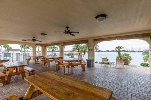 CONTINENTAL TOWERS CONDO - Residential Lease