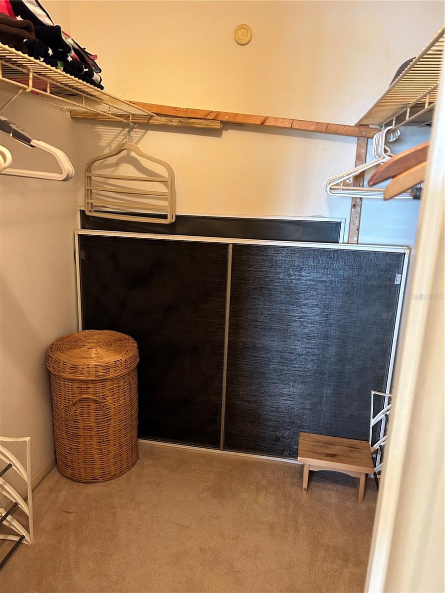 CONTINENTAL TOWERS CONDO - Residential Lease