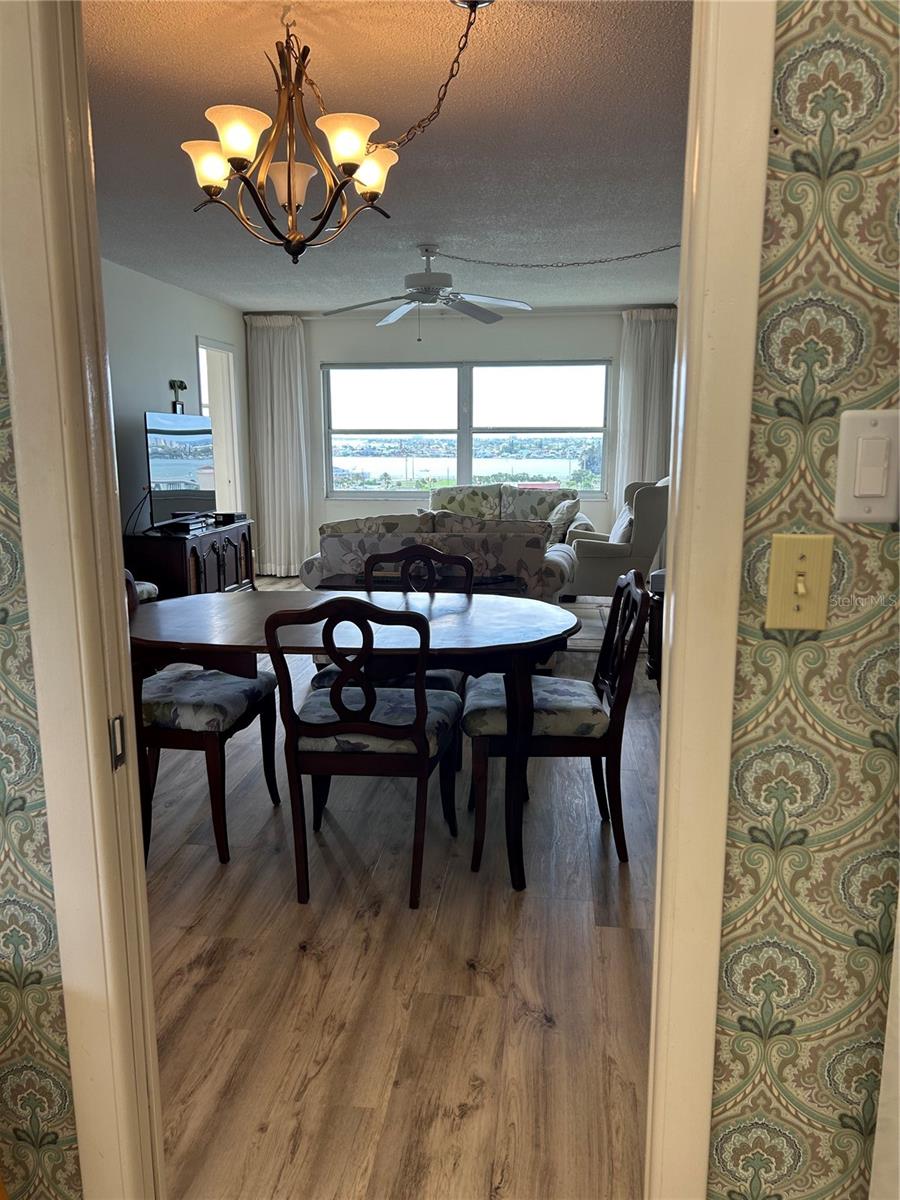 CONTINENTAL TOWERS CONDO - Residential Lease