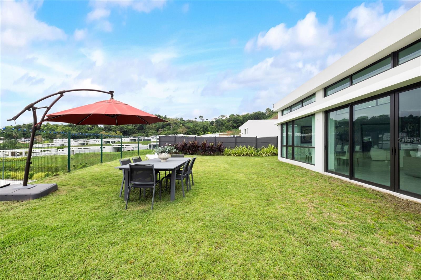 MONTE AZUL - Residential