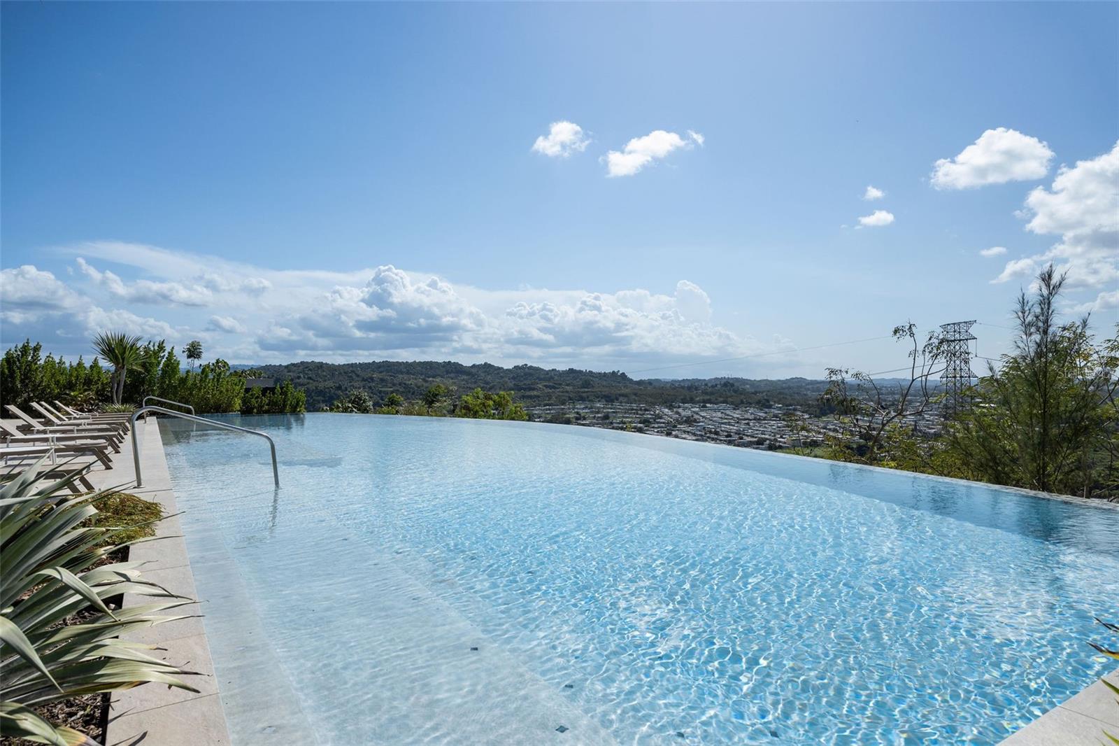 MONTE AZUL - Residential