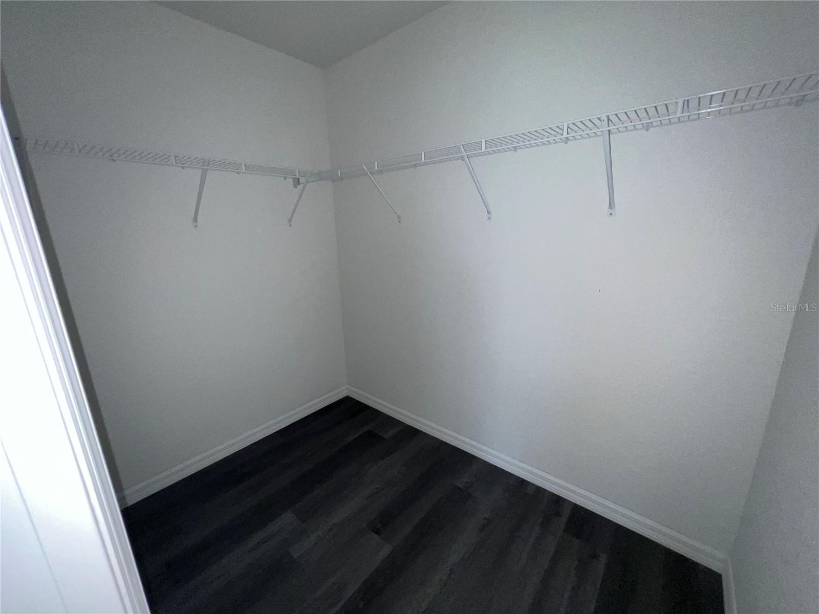 SILVER SPGS SHORES UN 31 - Residential Lease