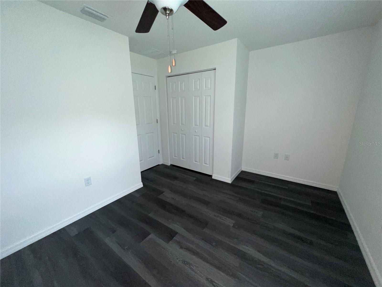 SILVER SPGS SHORES UN 31 - Residential Lease