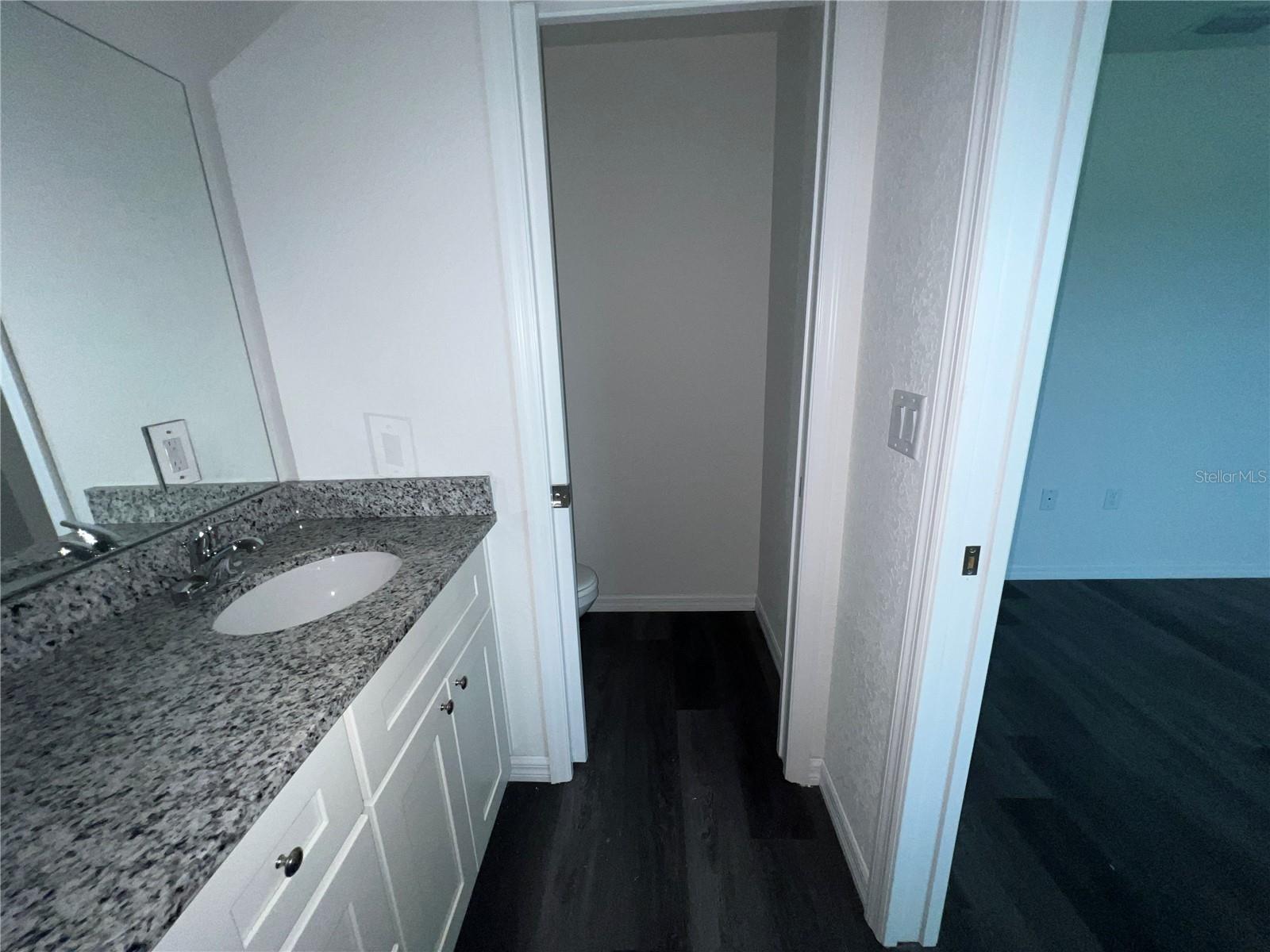 SILVER SPGS SHORES UN 31 - Residential Lease