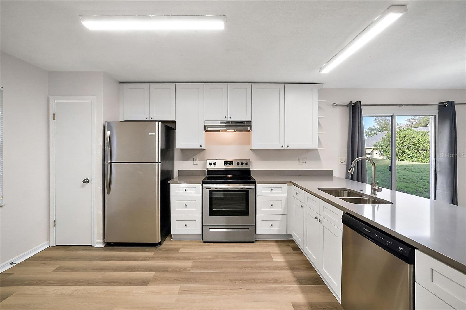 200 & 202 FERNWOOD STREET