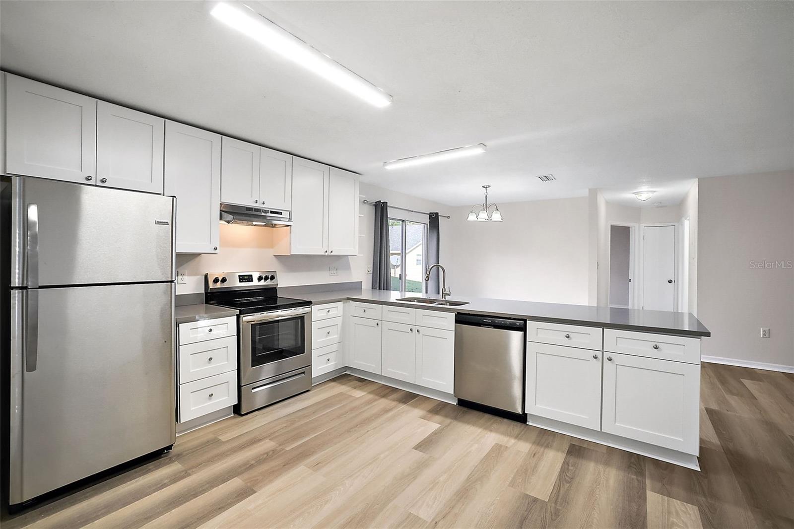 200 & 202 FERNWOOD STREET